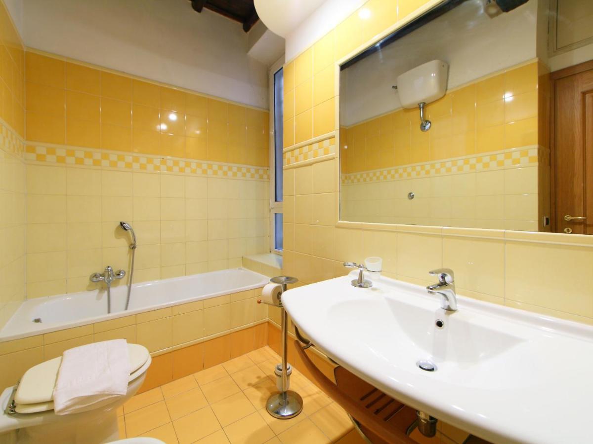 Apartment Vittorio Emanuele By Interhome Рим Екстериор снимка